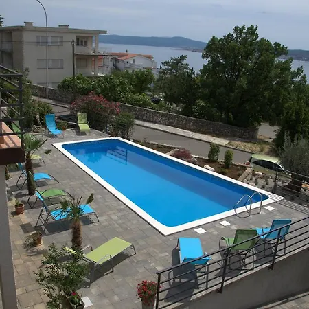 Apartments Lounger Crikvenica Zimmer foto
