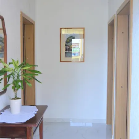 Apartments Lounger Crikvenica Exterior foto